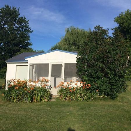 Inn At The Isles Cottage Isle la Motte 外观 照片